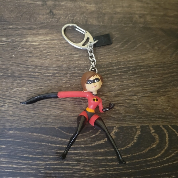 5/$10 Incredibles Keychain Mrs. Incredible Elastigirl Disney Pixar 3 Inch - Picture 1 of 10